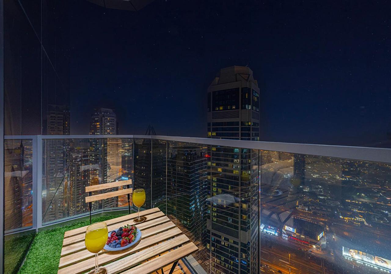 Luxury 2br At Paramount Midtown With Infinity Pool Dubai